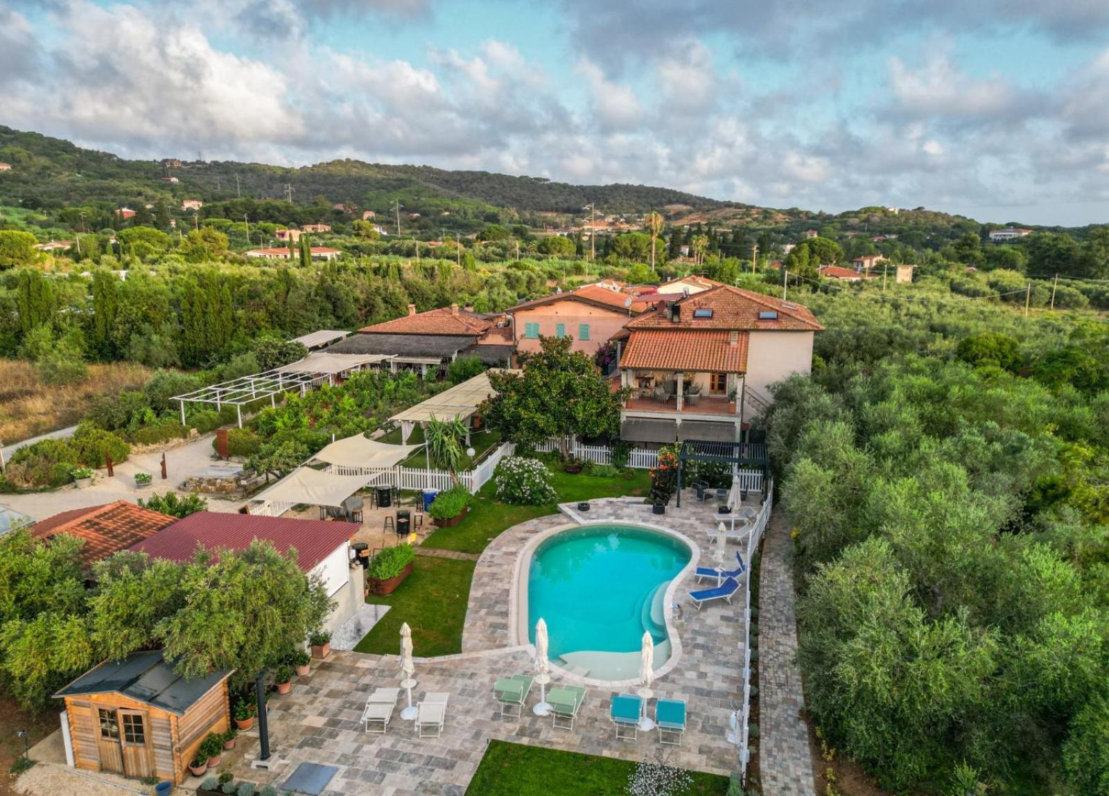 Agriturismo Montefabbrello Magazzini  エクステリア 写真